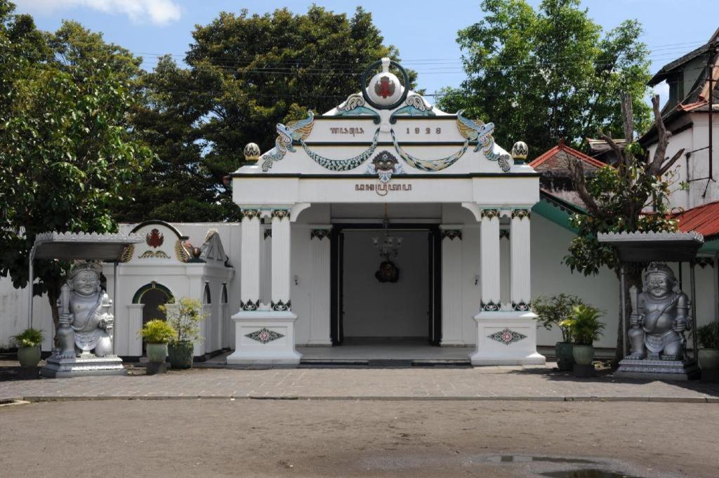 Smedi Coliving Hotel Yogyakarta Exterior photo